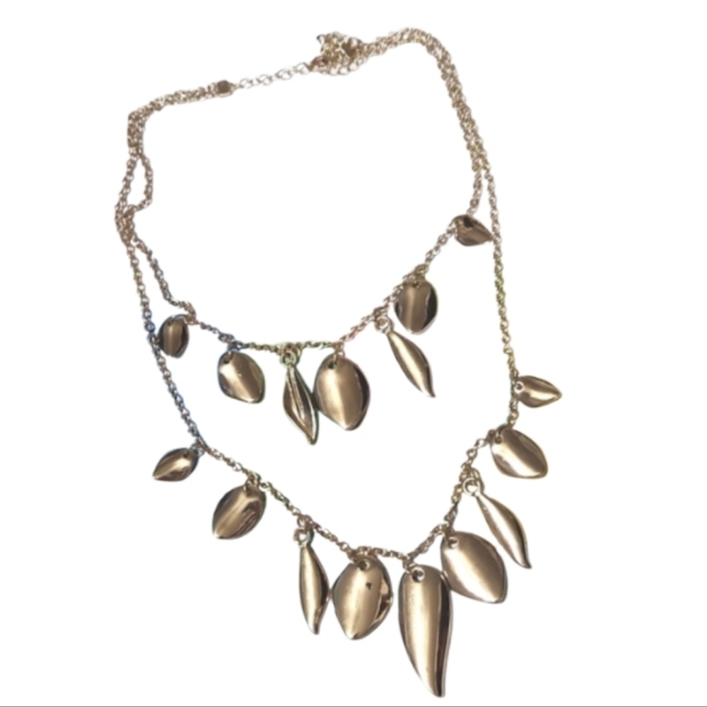 Long goldtone fashion chain